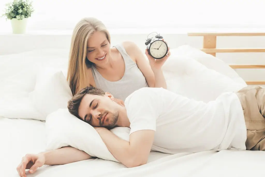 consistent sleep schedule juna sleep systems